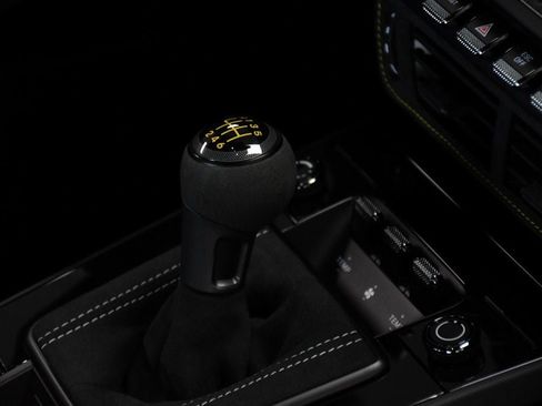 Used 2026 Porsche 911 GT3 RWD image 46