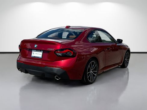 Used 2025 BMW 230i Coupe RWD image 3