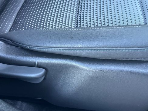 Used 2024 Chevrolet Trax LT image 24