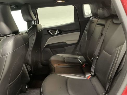 Used 2024 Jeep Compass Limited image 16