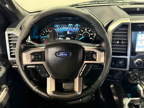 Used 2018 Ford F150 Platinum w/ Equipment Group 701A Luxury AWD/4WD image 12