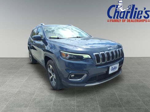 Used 2019 Jeep Cherokee Limited AWD/4WD image 3