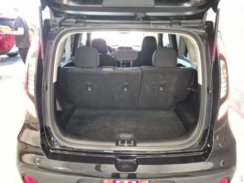 Used 2019 Kia Soul FWD image 19