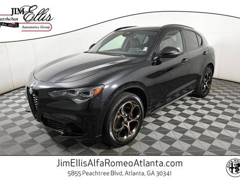 New 2025 Alfa Romeo Stelvio Sprint image 1