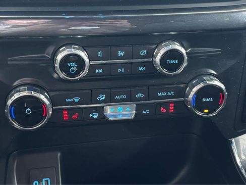 Used 2022 Ford F150 XLT w/ Equipment Group 302A High image 34