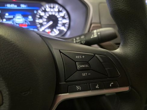 Used 2025 Nissan Altima 2.5 SV FWD image 19