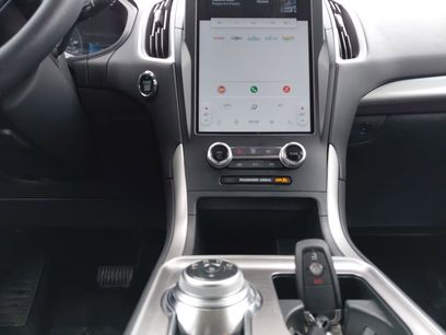 Used 2024 Ford Edge SEL