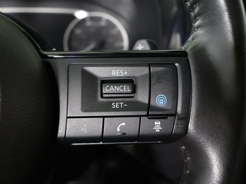 Used 2023 Nissan Pathfinder SL w/ SL Premium Package AWD/4WD image 50