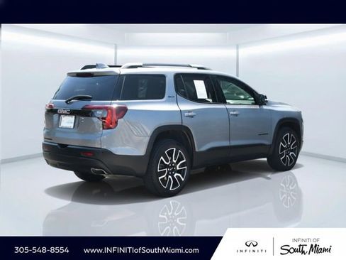 Used 2021 GMC Acadia SLT w/ Elevation Edition image 6