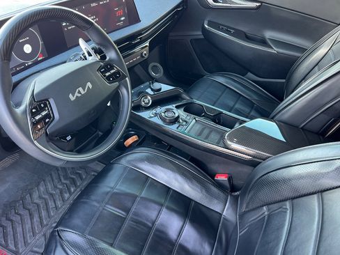 Used 2023 Kia EV6 Light image 10