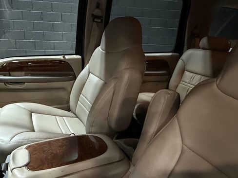 Used 2001 Ford Excursion Limited image 65