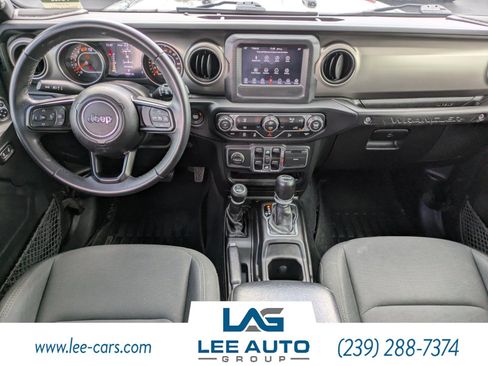 Used 2018 Jeep Wrangler Unlimited Sport S AWD/4WD image 13