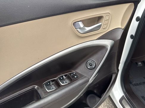 Used 2018 Hyundai Santa Fe Sport w/ 2.4L Tech Package 04 image 13