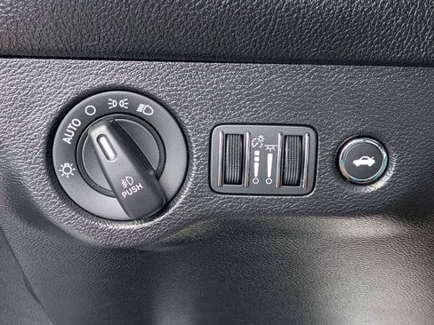 Used 2021 Dodge Challenger R/T Scat Pack w/ Driver Convenience Group RWD image 16
