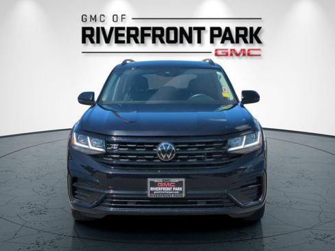Used 2023 Volkswagen Atlas SEL R-Line AWD/4WD image 8