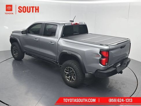 Used 2024 Chevrolet Colorado ZR2 w/ Technology Package AWD/4WD image 61