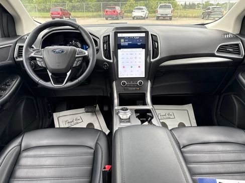 Certified 2023 Ford Edge SEL w/ Convenience Package AWD/4WD image 17