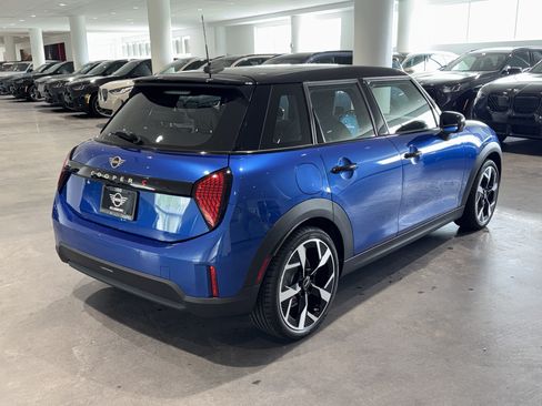 New 2026 MINI Cooper S FWD image 7