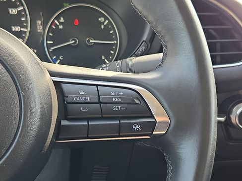 Used 2024 MAZDA MAZDA3 s FWD image 18