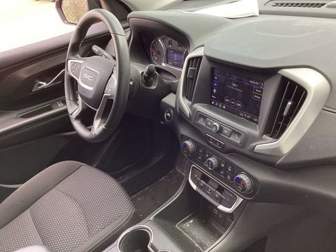 Used 2023 GMC Terrain SLE w/ Driver Convenience Package image 22