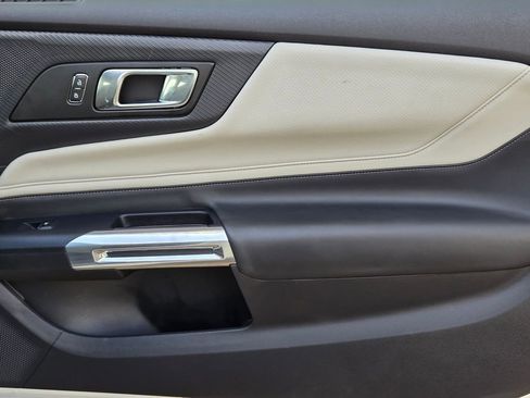 Used 2024 Ford Mustang Premium image 25