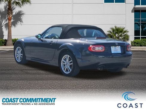 Used 2015 MAZDA MX-5 Miata Sport w/ Convenience Package RWD image 8