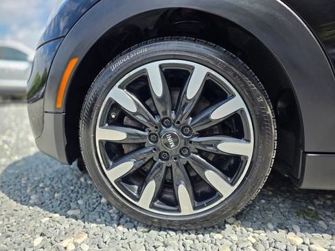 Used 2015 MINI Cooper S image 9