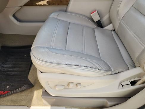 Used 2017 GMC Yukon Denali w/ Open Road Package image 31