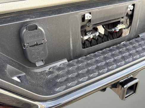 Used 2023 Chevrolet Colorado Trail Boss w/ Advanced Trailering Package image 18