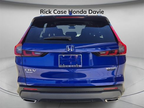 Certified 2025 Honda CR-V Sport image 6