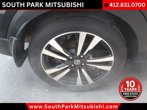Used 2020 Nissan Kicks SV w/ Exterior Package image 25