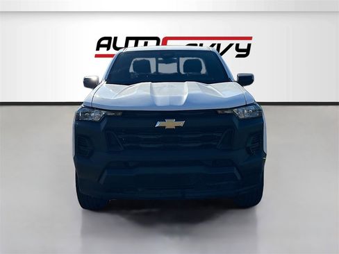 Used 2024 Chevrolet Colorado W/T w/ Safety Package image 2