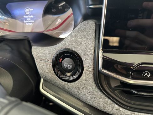 Certified 2022 Jeep Compass Latitude w/ Sun and Sound Group image 22