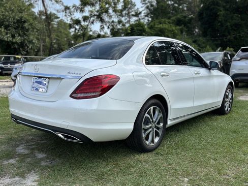Used 2015 Mercedes-Benz C 300 4MATIC Sedan image 3