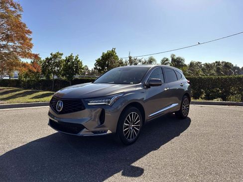 Used 2025 Acura RDX SH-AWD w/ Advance Package image 1