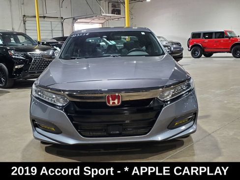 Used 2019 Honda Accord Sport image 2