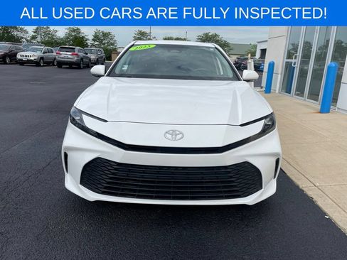 Used 2025 Toyota Camry LE w/ Convenience Package FWD image 3
