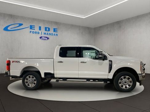 New 2026 Ford F250 Lariat w/ Chrome Package image 8