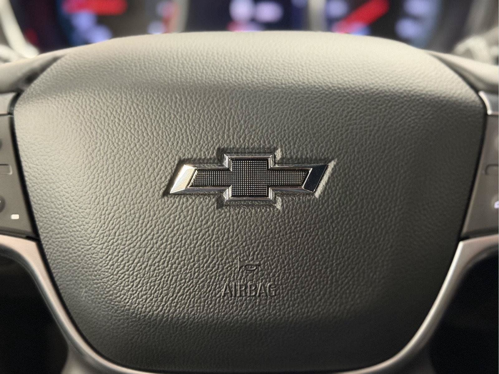 Used 2023 Chevrolet Traverse RS w/ LPO, Floor Liner Package AWD/4WD image 15