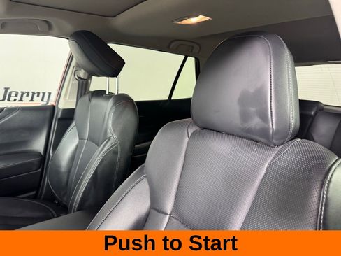 Used 2022 Subaru Outback Limited image 11