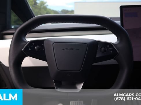 Used 2024 Tesla Cybertruck AWD Crew Cab image 30