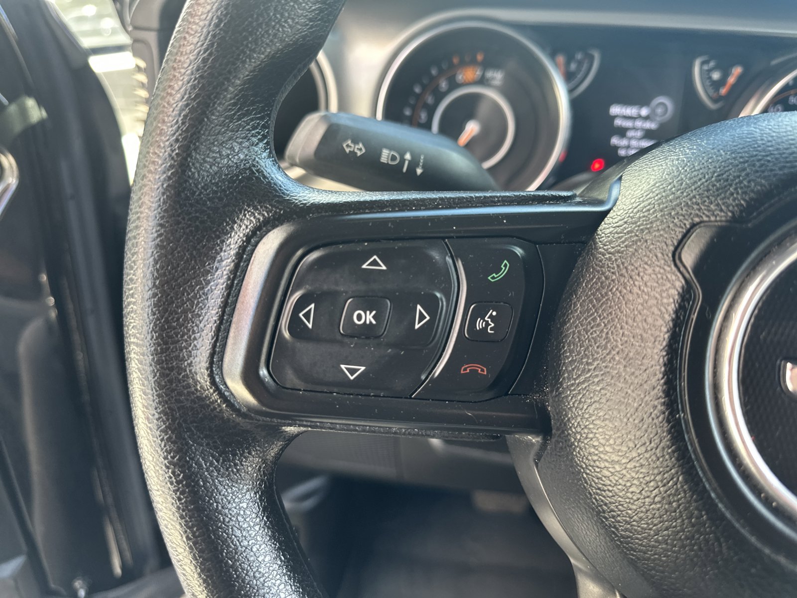 Used 2021 Jeep Wrangler Sport AWD/4WD image 12