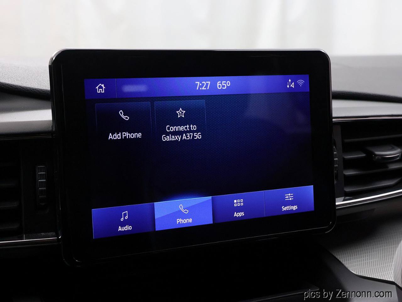 Used 2020 Ford Explorer XLT w/ Equipment Group 202A AWD/4WD image 21