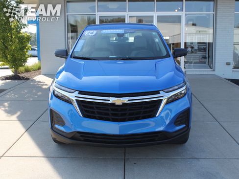 Certified 2024 Chevrolet Equinox LS w/ Driver Confidence II Package image 9