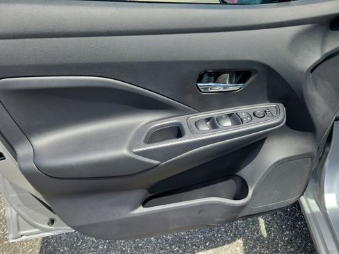 New 2025 Nissan Versa SV w/ Trunk Package FWD image 15