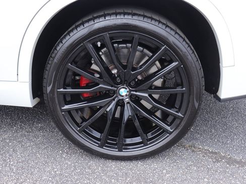 Used 2024 BMW X5 M60i image 46