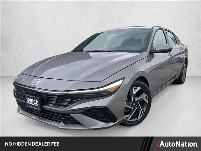 Used 2025 Hyundai Elantra Limited FWD image 1