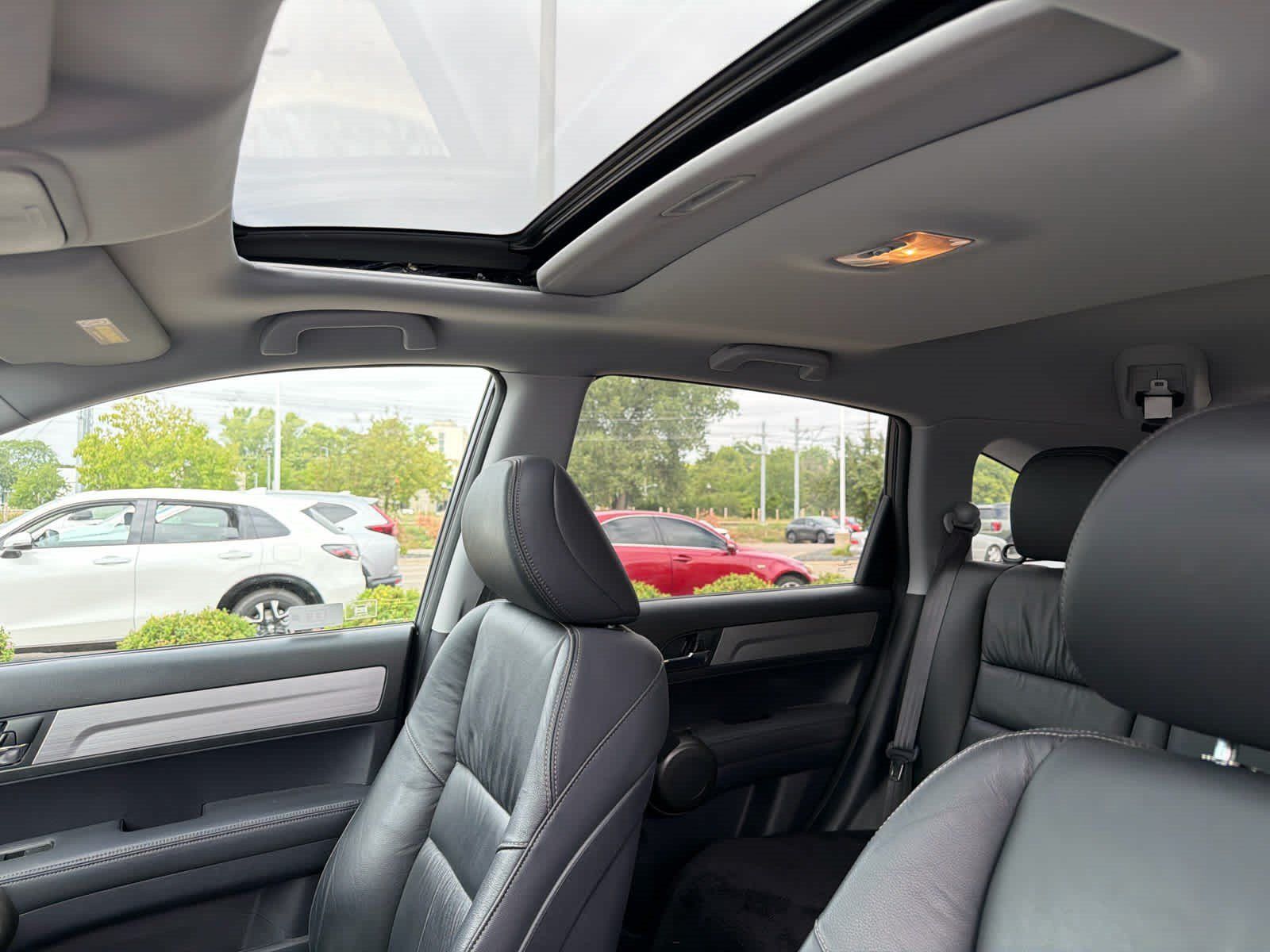 Used 2011 Honda CR-V EX-L image 9