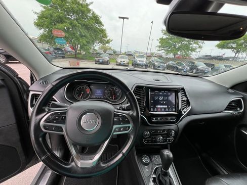 Used 2021 Jeep Cherokee Limited AWD/4WD image 42