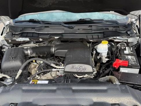 Used 2018 RAM 1500 Express RWD image 27